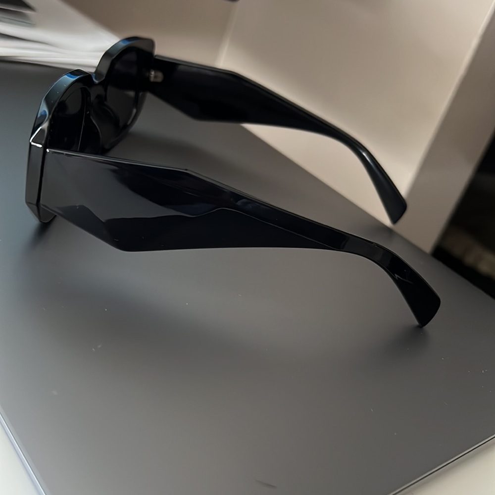 Sunglasses - Picture 3 of 3